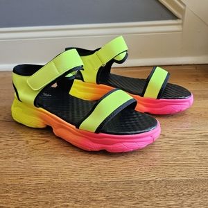 Bamboo Jumping-04 Gladiator Sport Platform Sandal